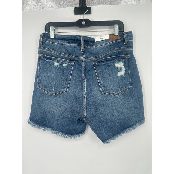 Judy Blue Shorts Womens 1XL Blue Distressed Sun Embroidery High Rise Raw Cut Off - Picture 6 of 12